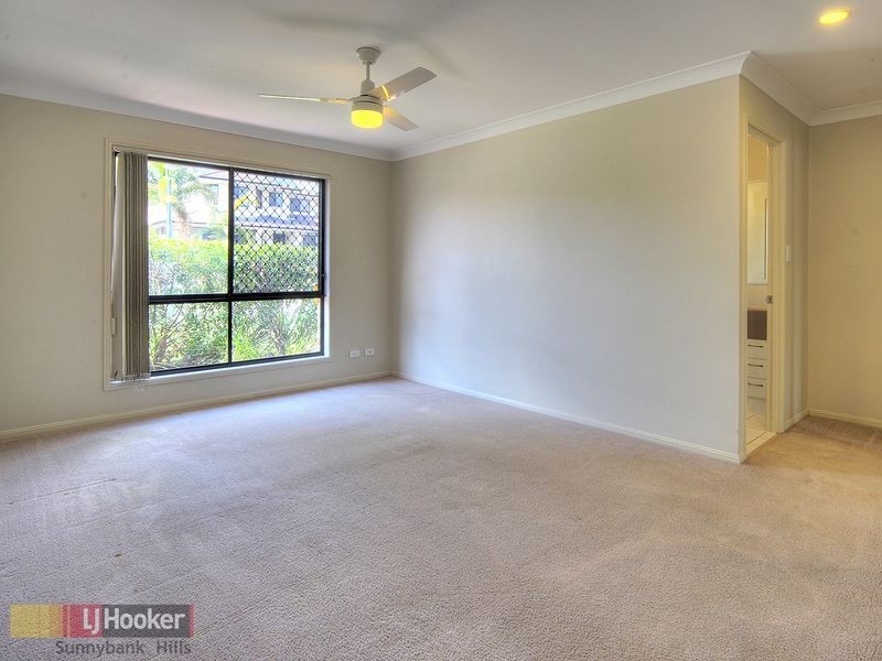 16 Karajini Crescent, Parkinson QLD 4115