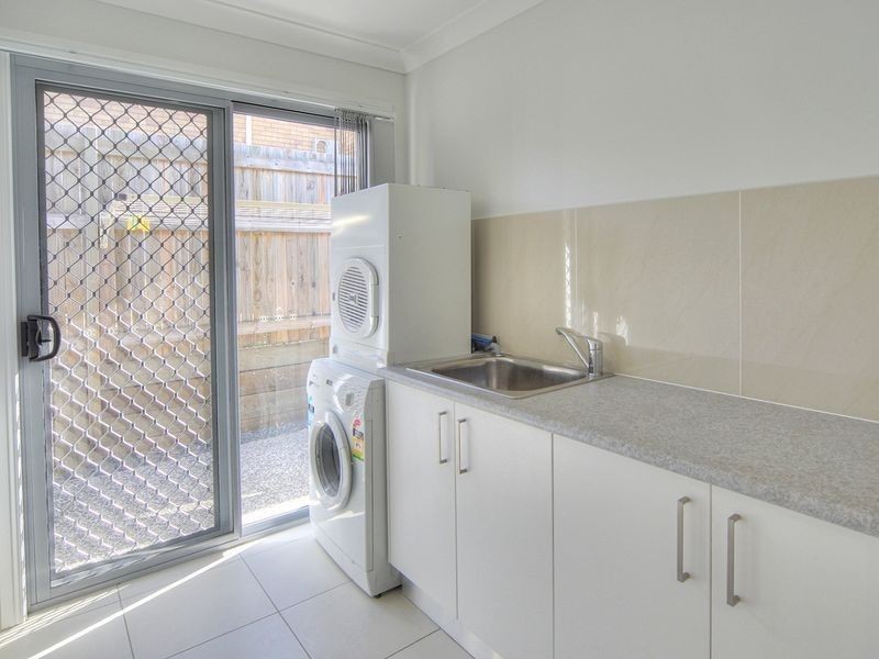 81 Injune Circuit, Calamvale QLD 4116