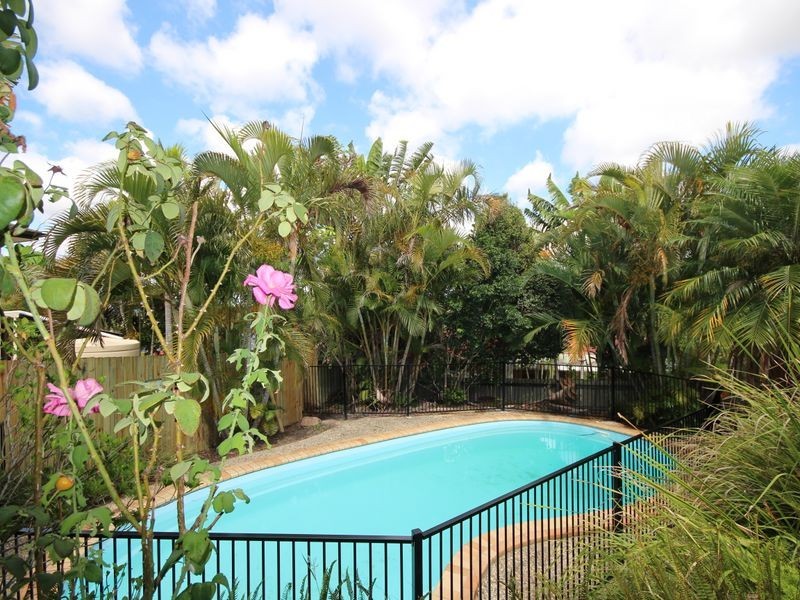 18 Buckinghamia Place, Stretton QLD 4116