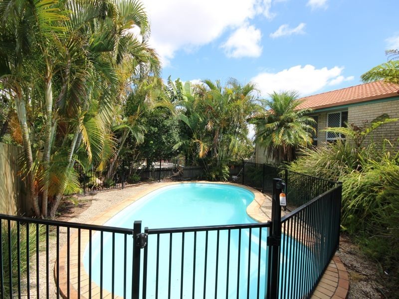 18 Buckinghamia Place, Stretton QLD 4116