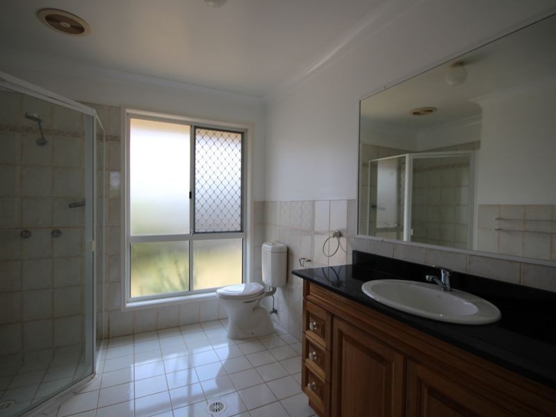 18 Buckinghamia Place, Stretton QLD 4116