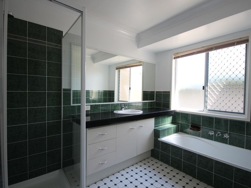 18 Buckinghamia Place, Stretton QLD 4116