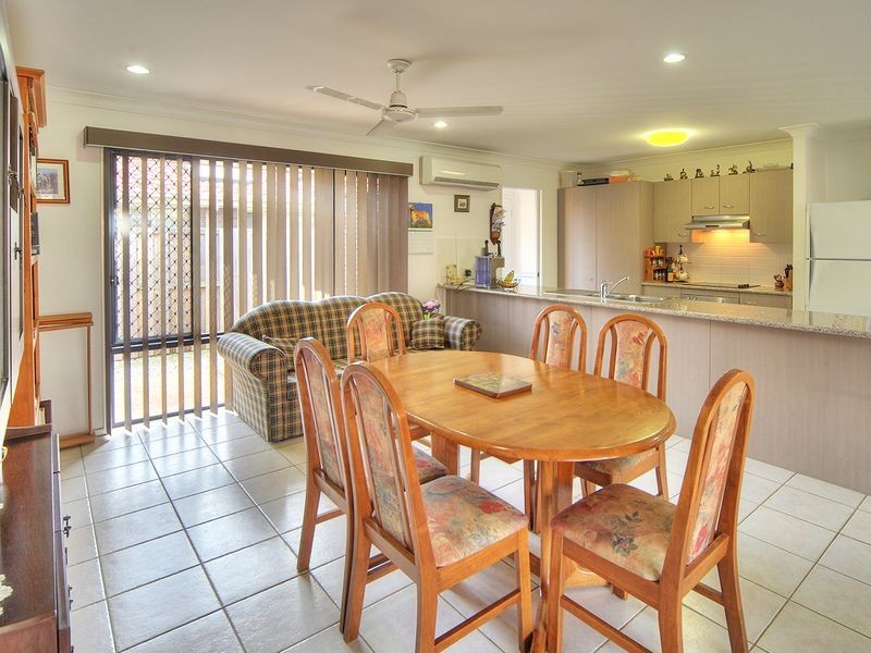 12 Barrine Place, Parkinson QLD 4115