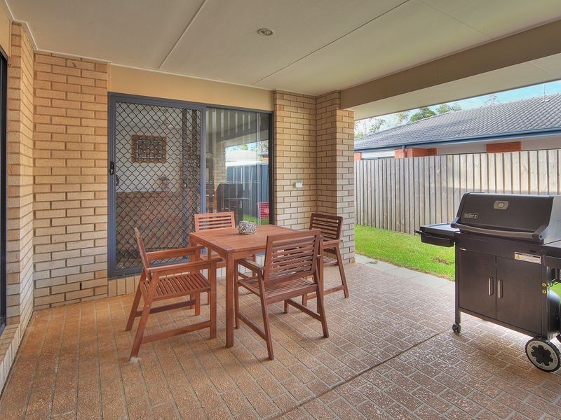 12 Barrine Place, Parkinson QLD 4115