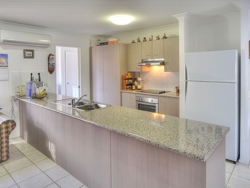 12 Barrine Place, Parkinson QLD 4115