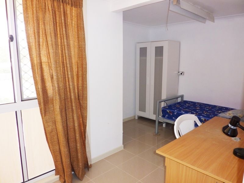 5 Rhyl St, Macgregor QLD 4109