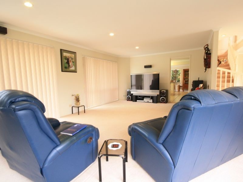 2 Albert Place, Parkinson QLD 4115