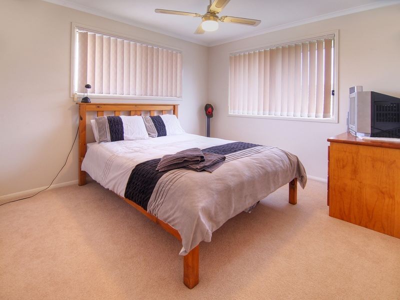 2 Albert Place, Parkinson QLD 4115