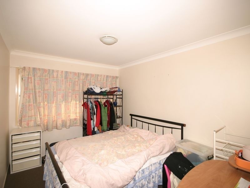 16 Joplin St, Robertson QLD 4109