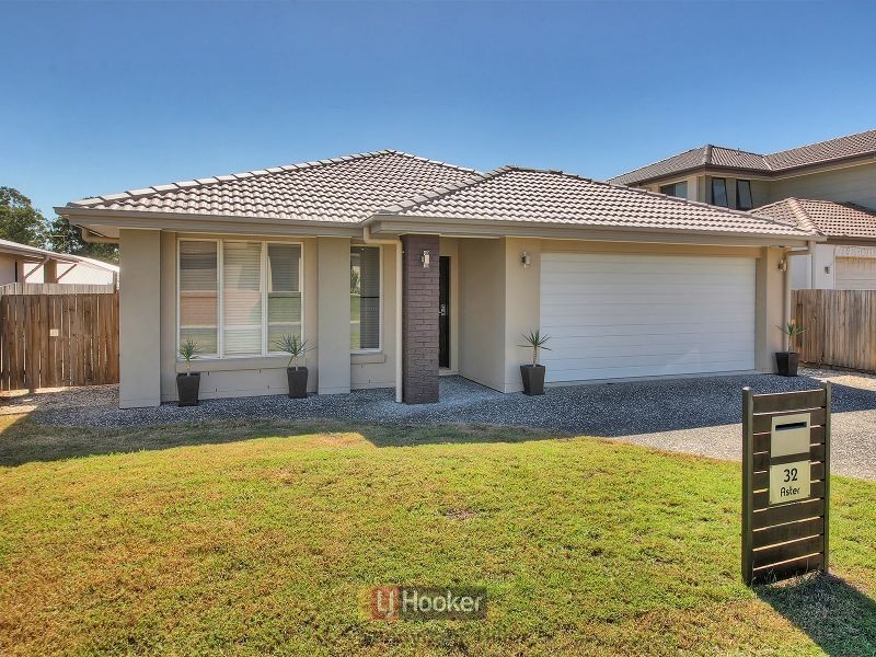 32 Aster Place, Calamvale QLD 4116
