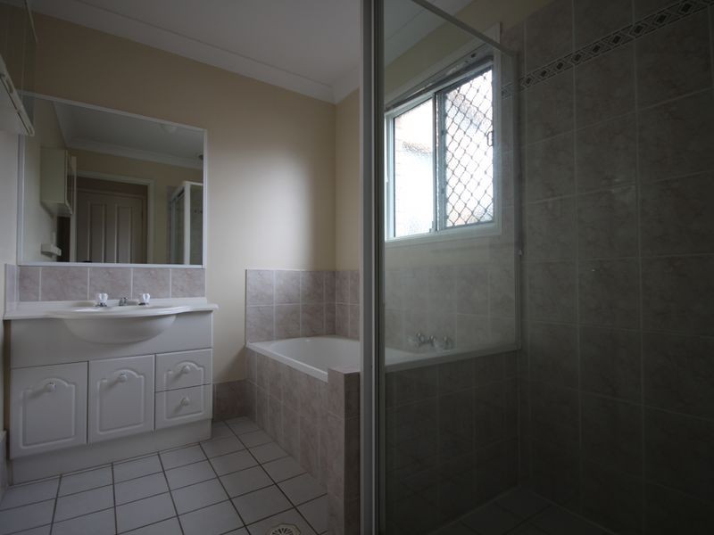 43 Pintail Crescent, Forest Lake QLD 4078