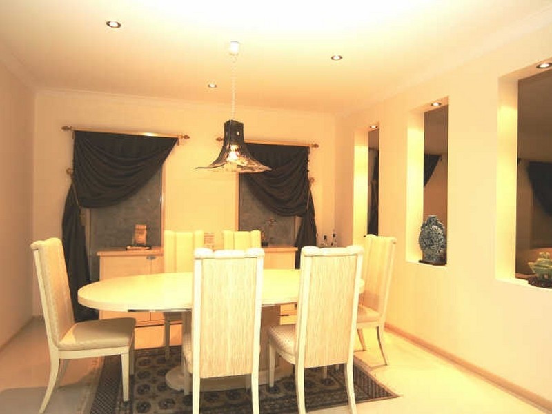 35 Rutherglen Cr, Calamvale QLD 4116