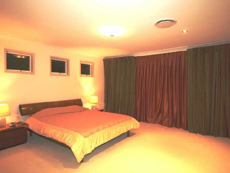 35 Rutherglen Cr, Calamvale QLD 4116