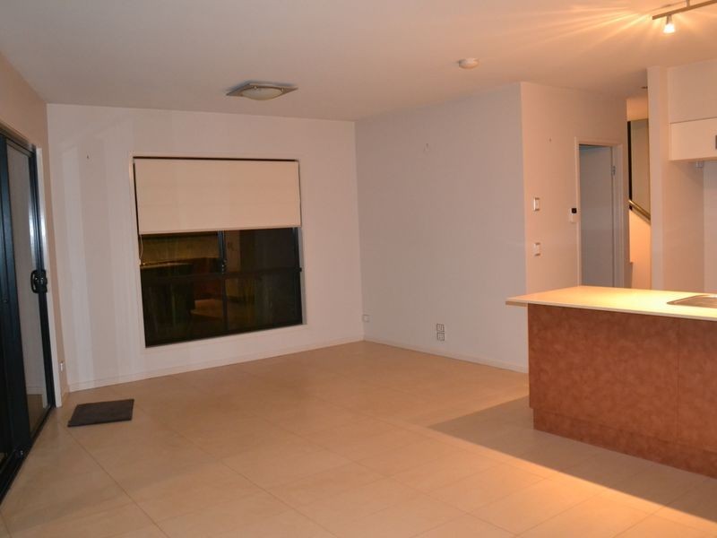 18 Mode Place, Eight Mile Plains QLD 4113