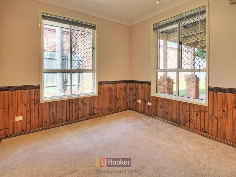 5 Umbel Place, Calamvale QLD 4116