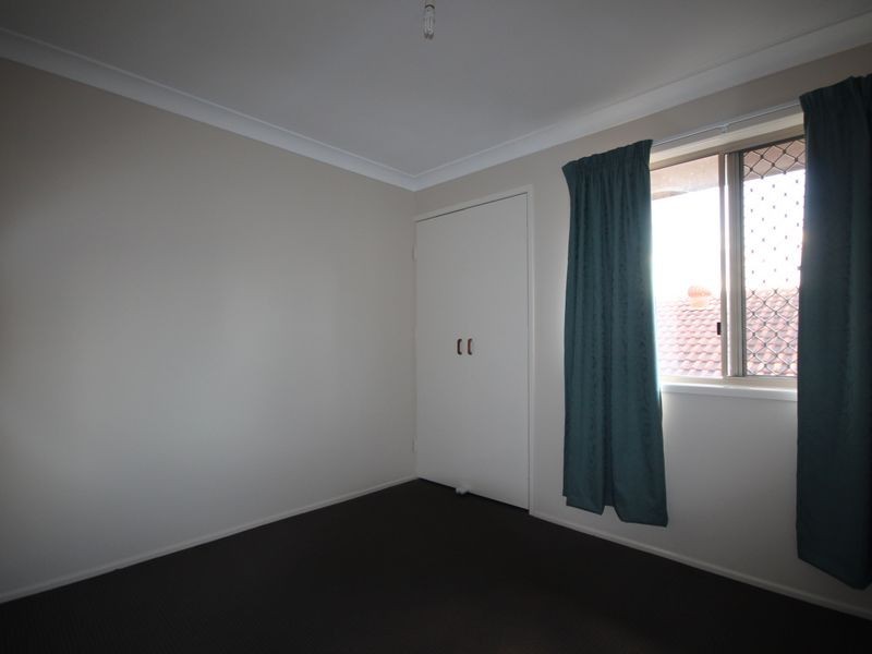 60 Kidd Street, Robertson QLD 4109