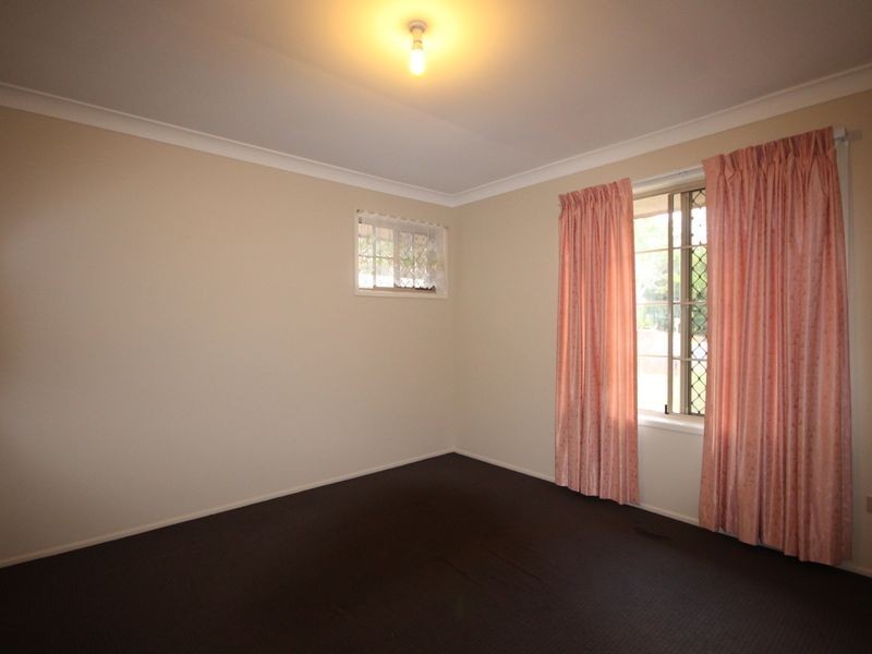 60 Kidd Street, Robertson QLD 4109