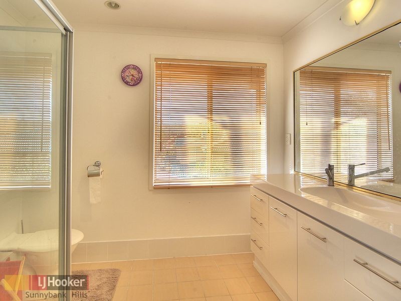 150 Didbrook Street, Robertson QLD 4109