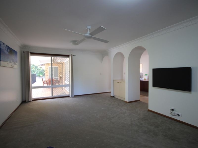 18 Redgum Place, Calamvale QLD 4116