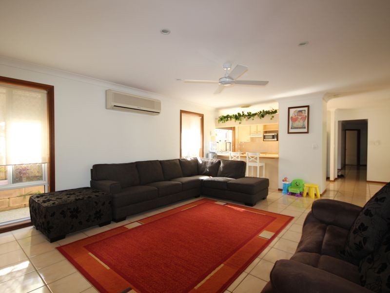 18 Redgum Place, Calamvale QLD 4116