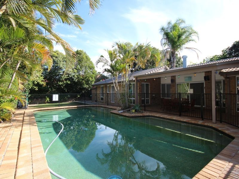 18 Redgum Place, Calamvale QLD 4116