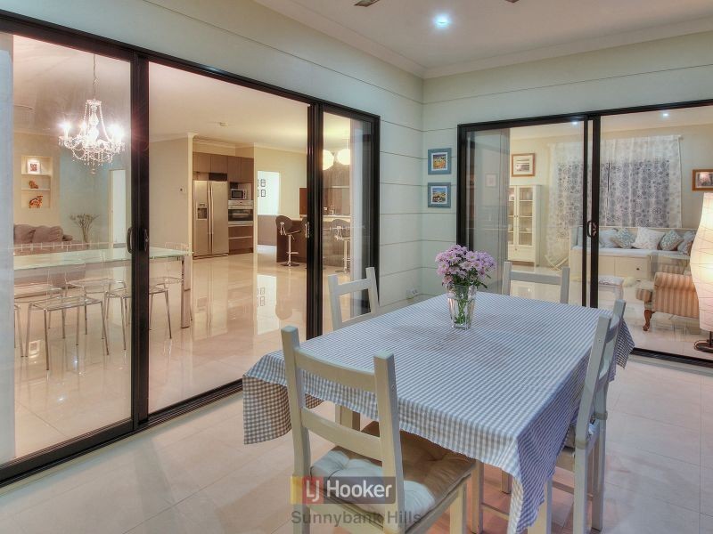 17 Cleveland Place, Stretton QLD 4116