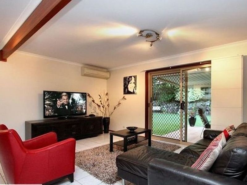 21 Googie Crescent, Eight Mile Plains QLD 4113