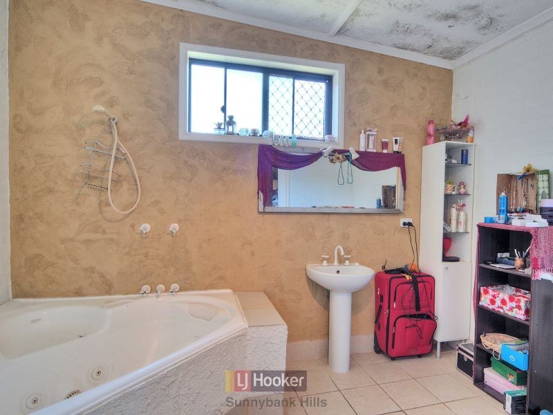 57 Ditton Road, Sunnybank Hills QLD 4109