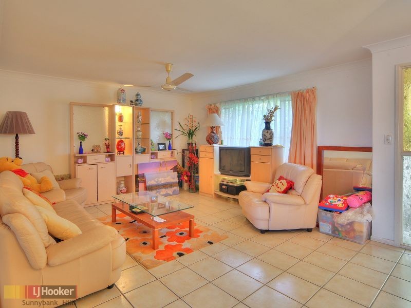 4 Eiley Street, Runcorn QLD 4113