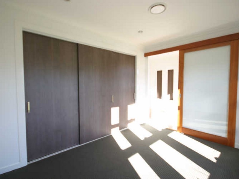 Eight Mile Plains QLD 4113