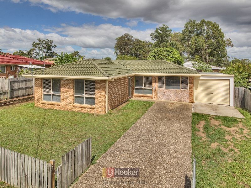 77 Barossa Street, Kingston QLD 4114