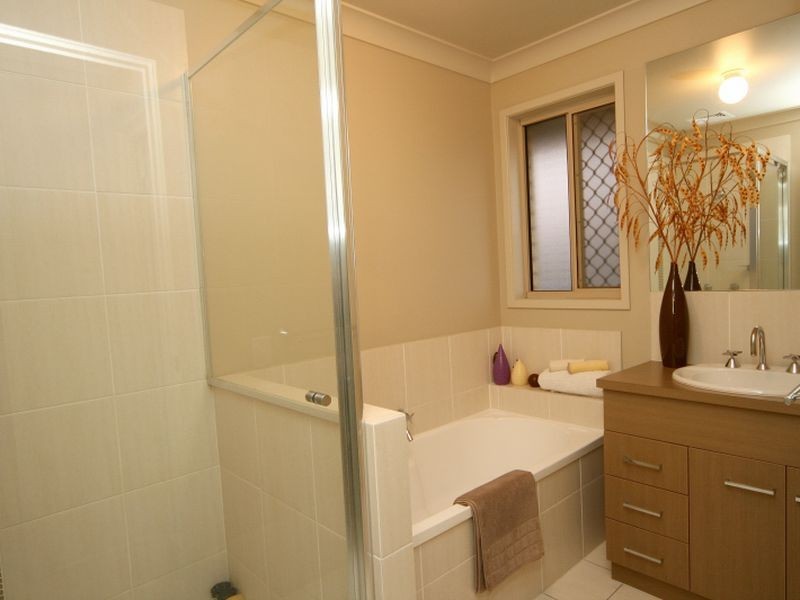 36 Mapelton Circuit, Parkinson QLD 4115