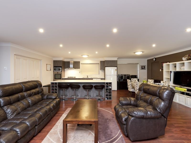 10 Vinca Street, Runcorn QLD 4113