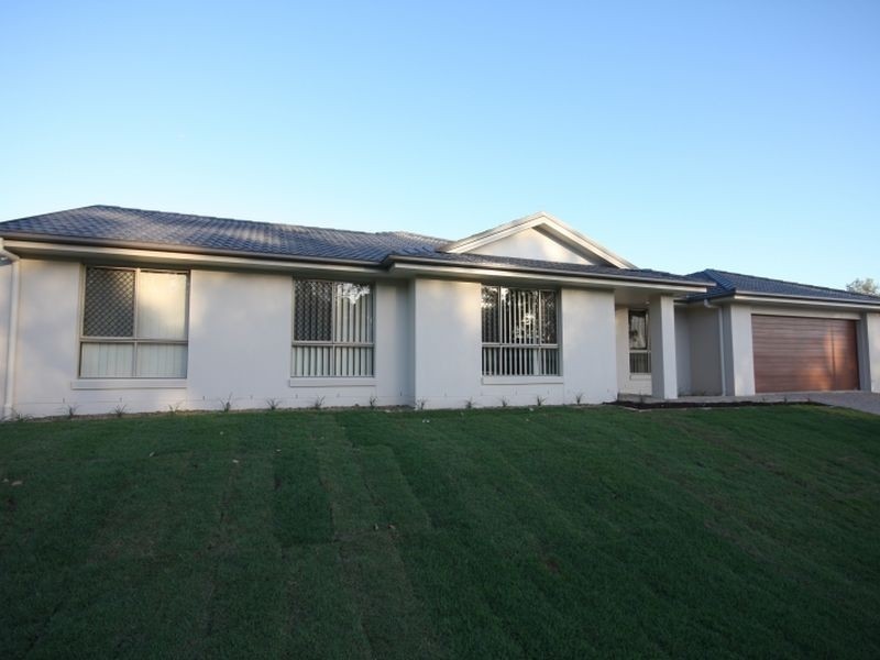 31 Michigan Cres, Parkinson QLD 4115