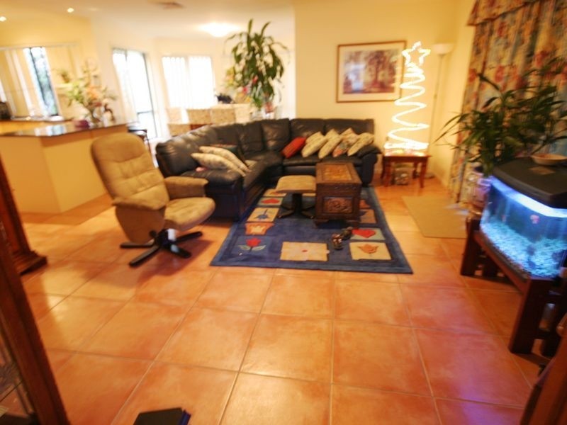 58 Rising Pl, Kuraby QLD 4112