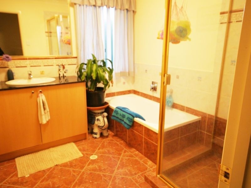 58 Rising Pl, Kuraby QLD 4112