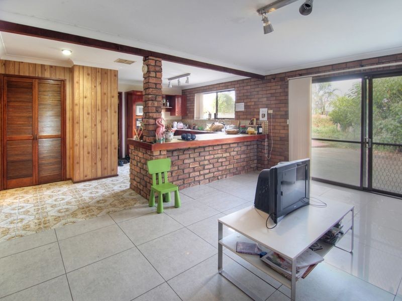 23 Yamal Street, Robertson QLD 4109