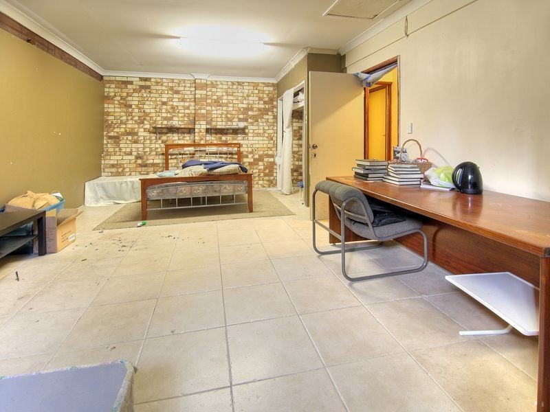 23 Yamal Street, Robertson QLD 4109