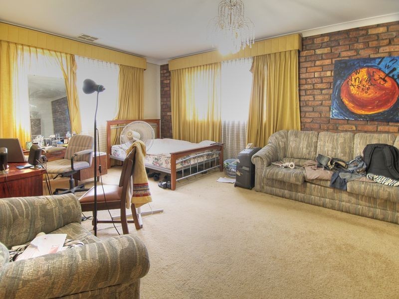 23 Yamal Street, Robertson QLD 4109