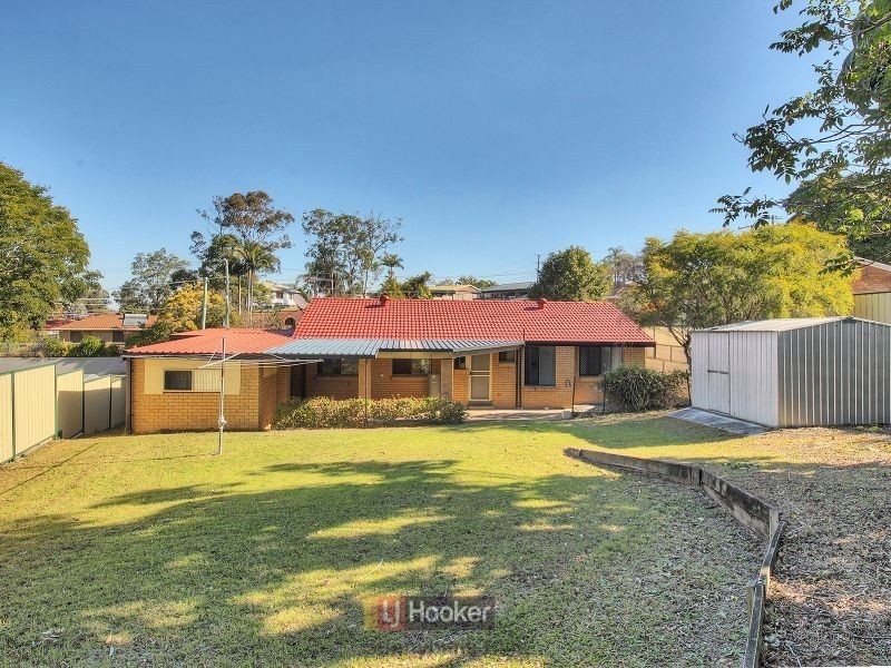 4 Dracon Street, Regents Park QLD 4118