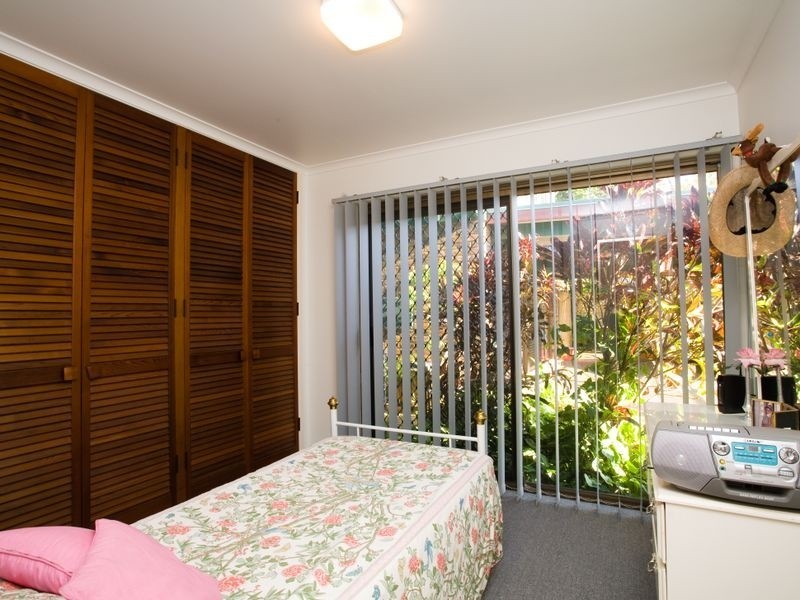 5 Belfairs St, Robertson QLD 4109