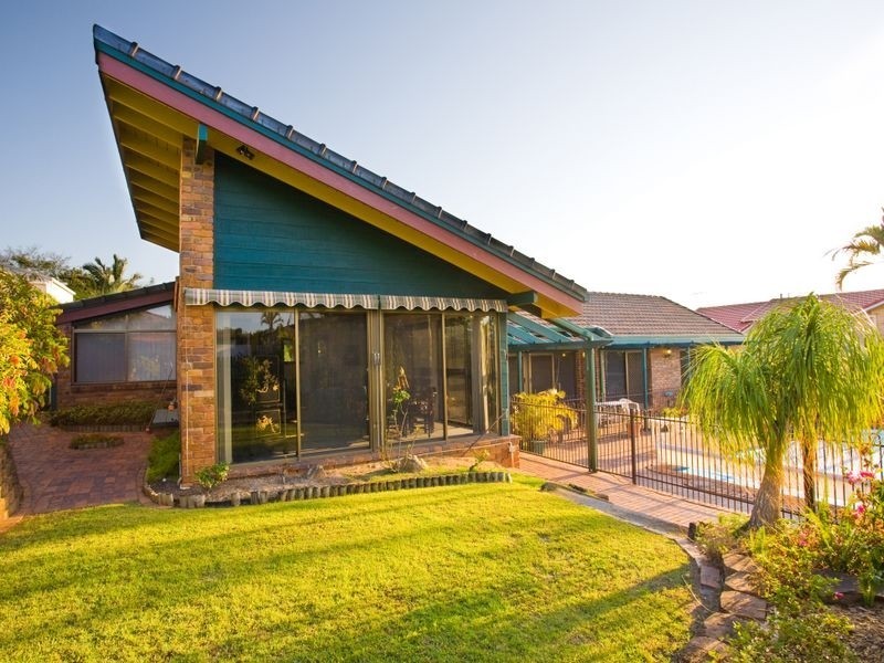 5 Belfairs St, Robertson QLD 4109