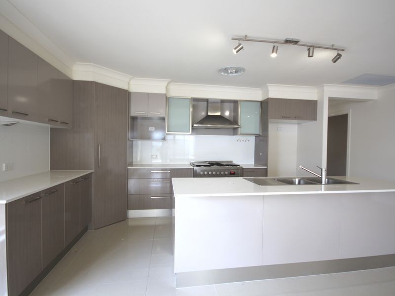 15 Harvey Place, Calamvale QLD 4116