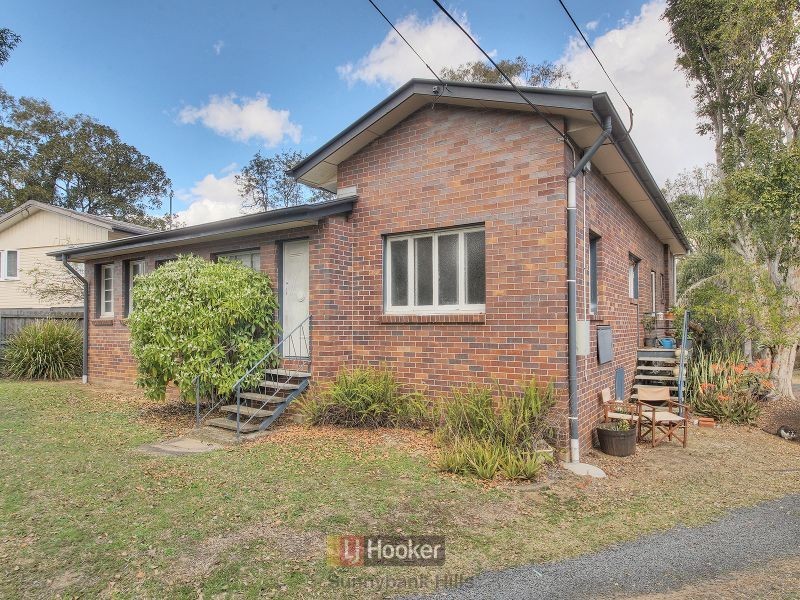 1/17 Woodford Street, Holland Park West QLD 4121