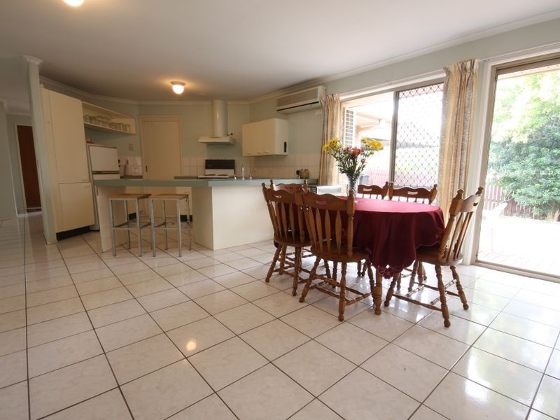 8 Homeland St, Sunnybank Hills QLD 4109