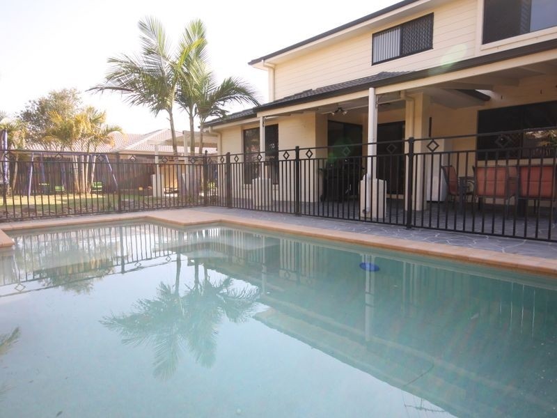 21 Karajini Cres, Parkinson QLD 4115