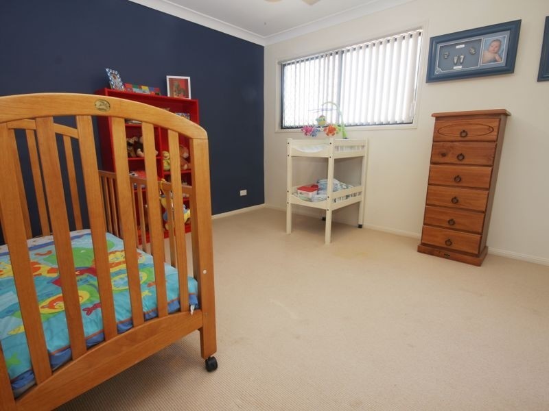 21 Karajini Cres, Parkinson QLD 4115