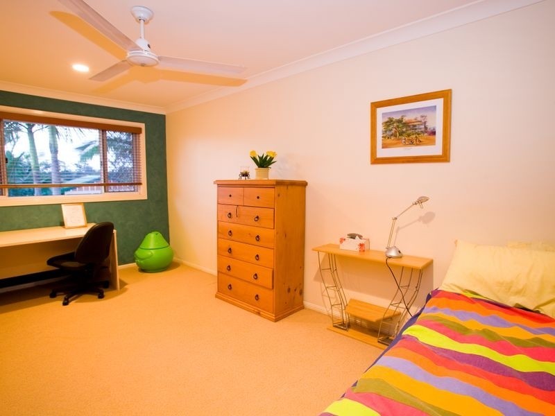 132 Kardella St, Stretton QLD 4116