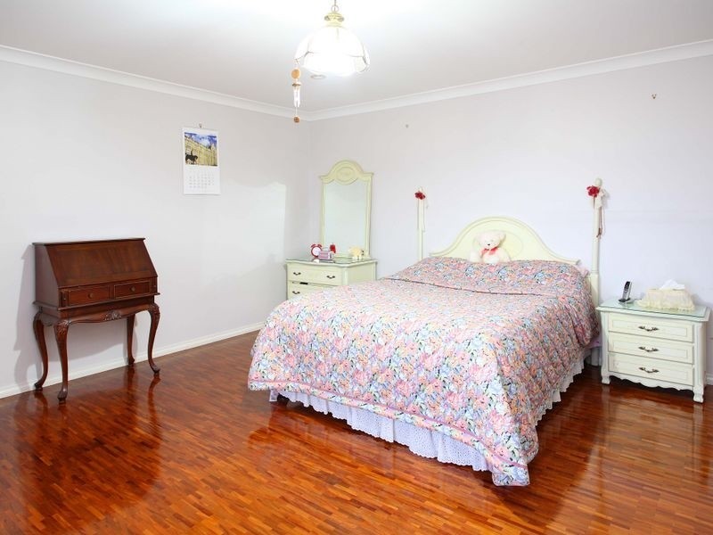 8 Lytham Ct, Cornubia QLD 4130