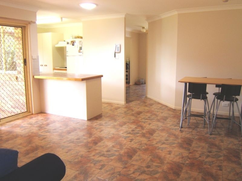 8 Catalpa St, Eight Mile Plains QLD 4113